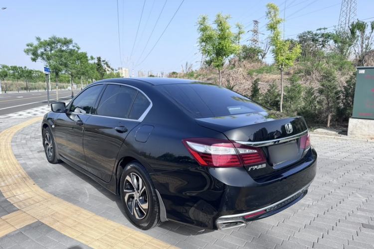 Used Honda Accord 2016 2.0L Comfort Edition Exterior 5