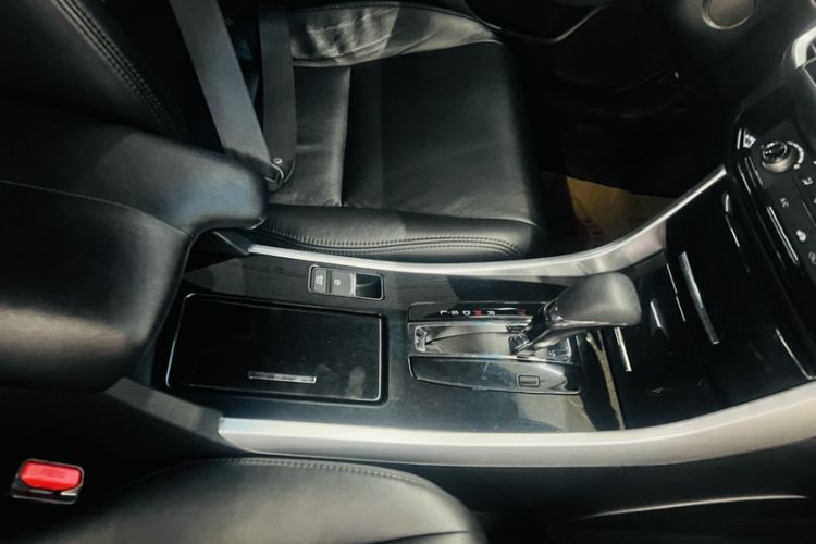Used Honda Accord 2016 2.0L Comfort Edition Exterior 6