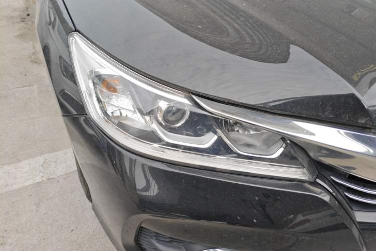 Used Honda Accord 2016 2.0L Comfort Edition Exterior 6