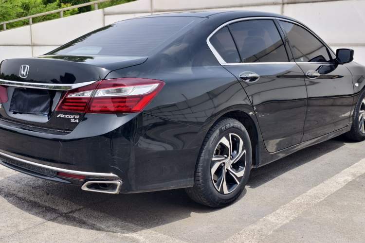 Used Honda Accord 2016 2.0L Comfort Edition Exterior 6