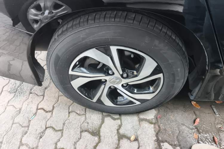 Used Honda Accord 2016 2.0L Comfort Edition Exterior 8