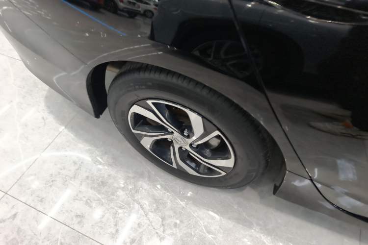 Used Honda Accord 2016 2.0L Elite Edition Exterior 8