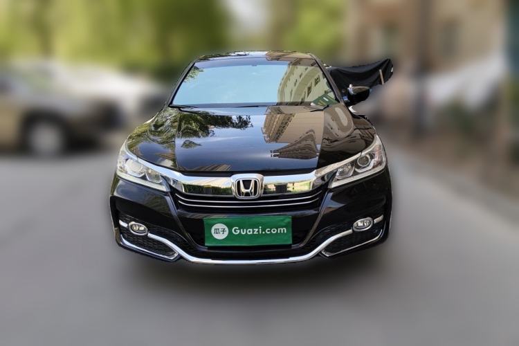 Used Honda Accord 2016 2.0L Comfort Edition Front