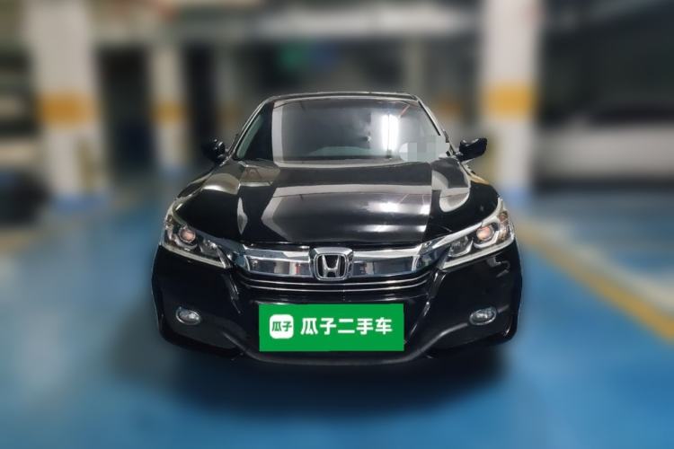 Used Honda Accord 2016 2.0L Comfort Edition Front