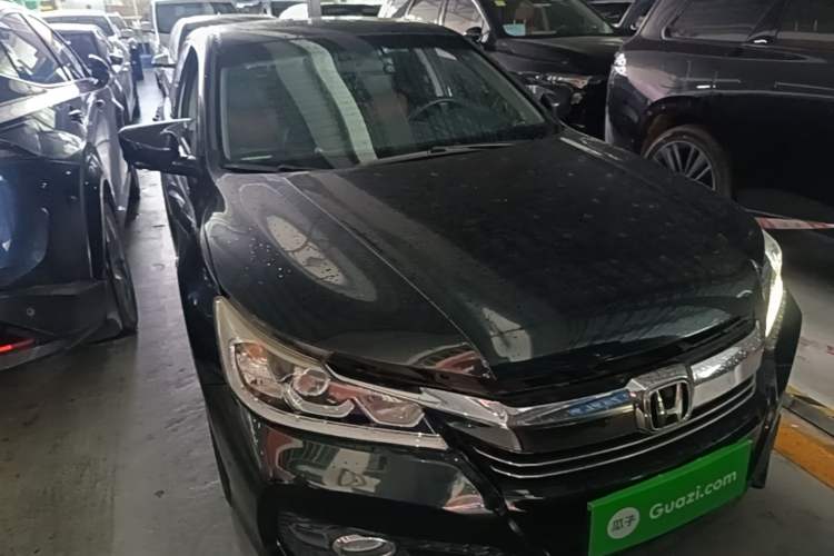 Used Honda Accord 2016 2.0L Comfort Edition Front