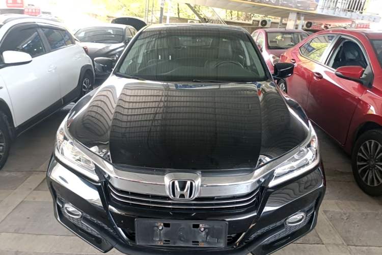 Used Honda Accord 2016 2.0L Comfort Edition Front