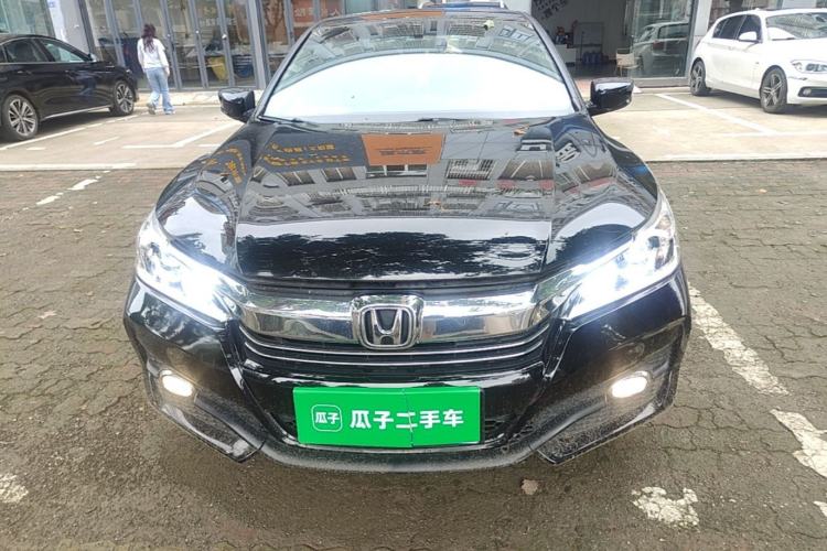 Used Honda Accord 2016 2.0L Comfort Edition Front