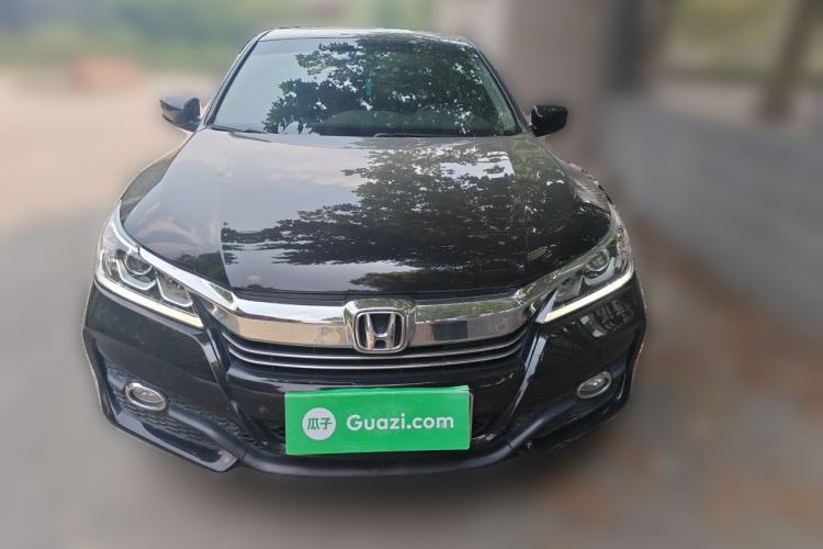 Used Honda Accord 2016 2.0L Comfort Edition Front