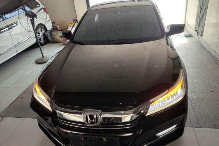 Used Honda Accord 2016 2.4L Comfort Edition Front