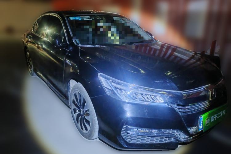 Used Honda Accord 2016 Hybrid 2.0L Sharp Edition Front Right 45 Deg