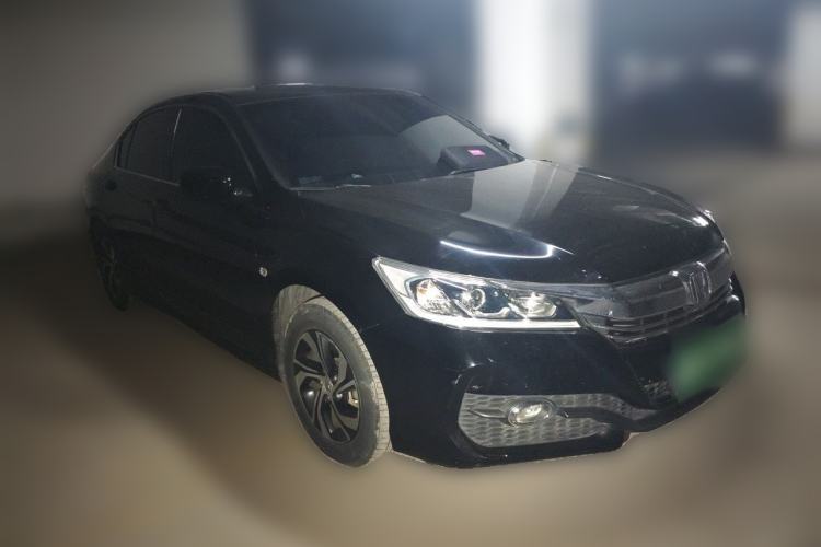 Used Honda Accord 2016 2.0L Comfort Edition Front Right 45 Deg