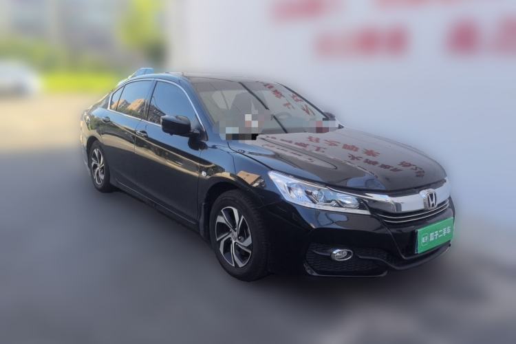 Used Honda Accord 2016 2.0L Comfort Edition Front Right 45 Deg