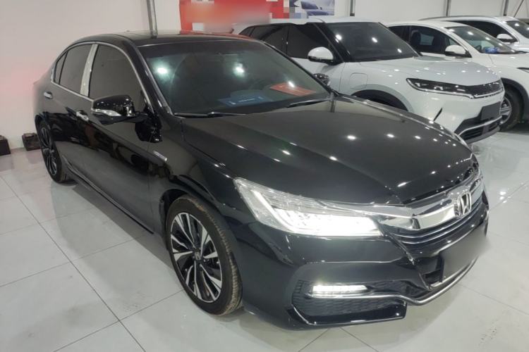 Used Honda Accord 2016 Hybrid 2.0L Rui Ling Edition Front Right 45 Deg