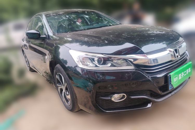 Used Honda Accord 2016 2.0L Elite Edition Front Right 45 Deg