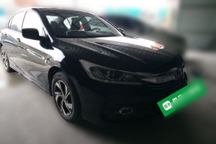 Used Honda Accord 2016 2.0L Elite Edition Front Right 45 Deg