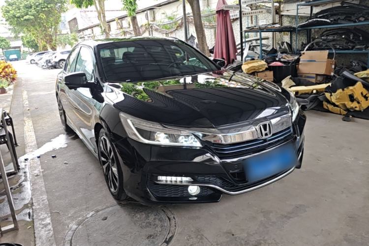 Used Honda Accord 2016 Hybrid 2.0L Rui Ling Edition Front Right 45 Deg