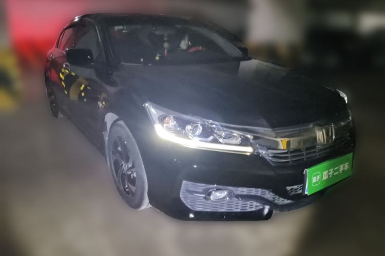 Used Honda Accord 2016 2.0L Elite Edition Front Right 45 Deg
