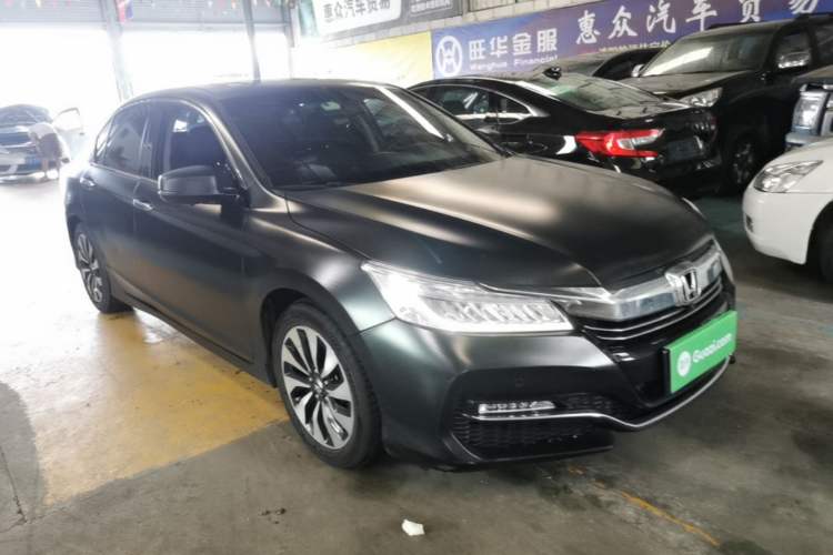 Used Honda Accord 2016 Hybrid 2.0L Sharp Edition Front Right 45 Deg