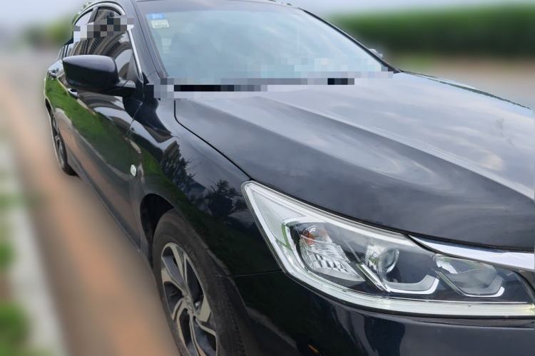 Used Honda Accord 2016 2.0L Comfort Edition Front Right 45 Deg
