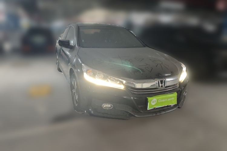 Used Honda Accord 2016 2.0L Comfort Edition Front Right 45 Deg
