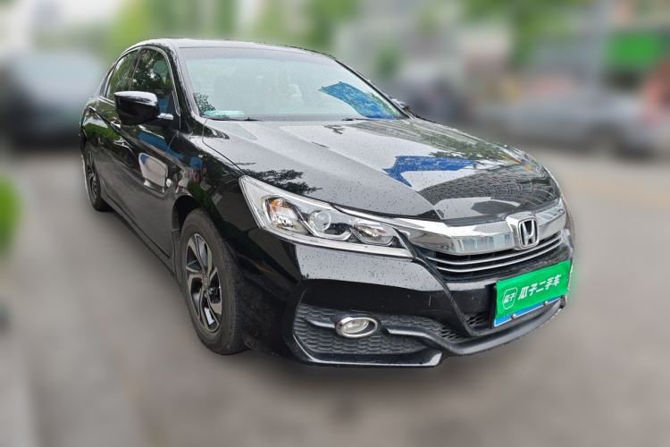 Used Honda Accord 2016 2.0L Comfort Edition Front Right 45 Deg