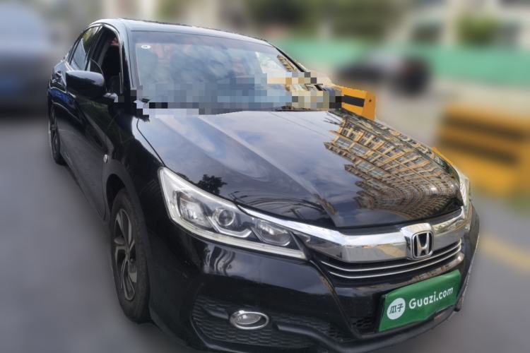 Used Honda Accord 2016 2.0L Comfort Edition Front Right 45 Deg