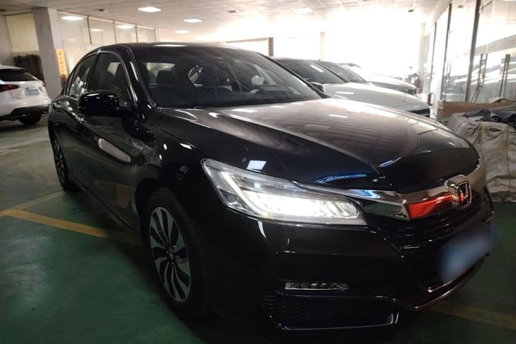 Used Honda Accord 2016 Hybrid 2.0L Sharp Edition Front Right 45 Deg