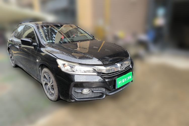 Used Honda Accord 2016 2.0L Elite Edition Front Right 45 Deg