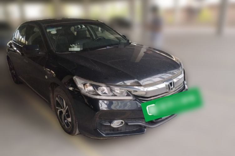 Used Honda Accord 2016 2.0L Comfort Edition Front Right 45 Deg