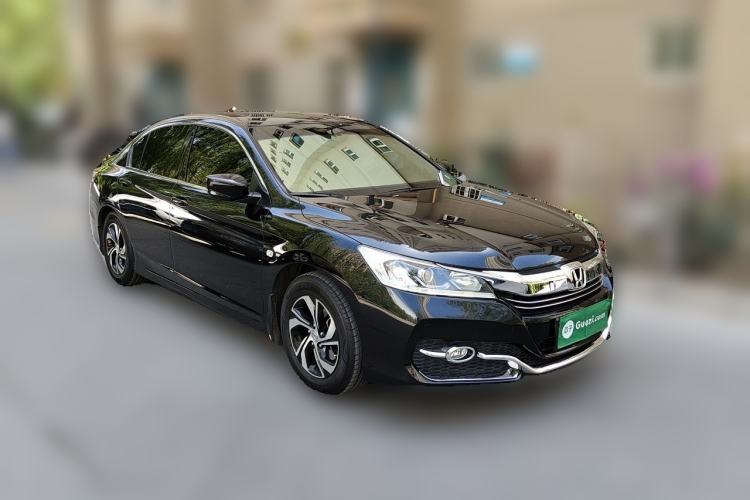 Used Honda Accord 2016 2.0L Comfort Edition Front Right 45 Deg
