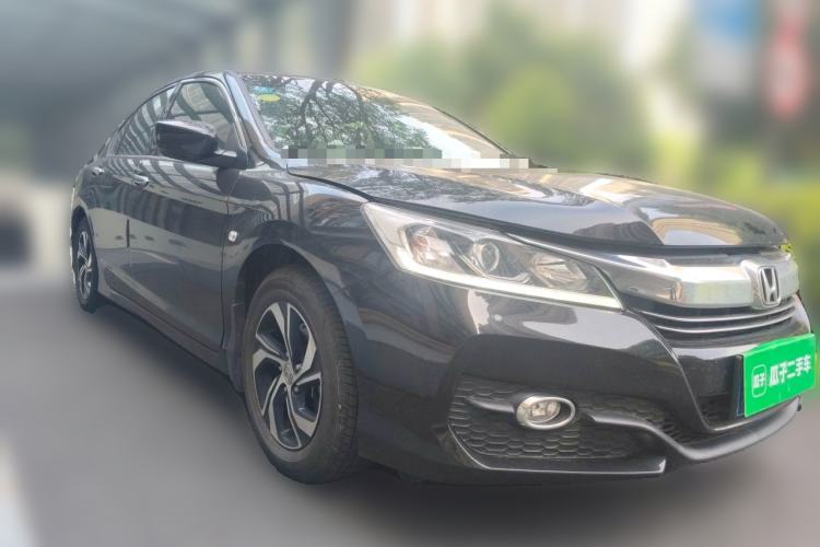 Used Honda Accord 2016 2.0L Comfort Edition Front Right 45 Deg