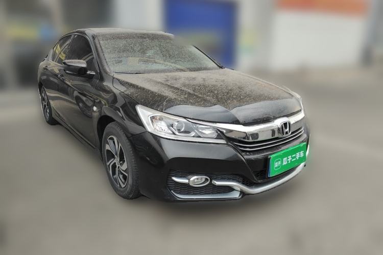 Used Honda Accord 2016 2.0L Comfort Edition Front Right 45 Deg