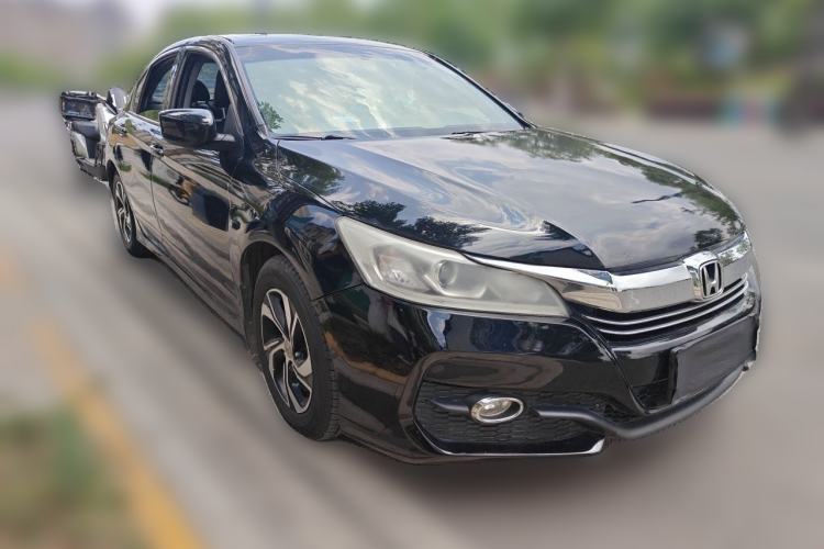 Used Honda Accord 2016 2.0L Elite Edition Front Right 45 Deg