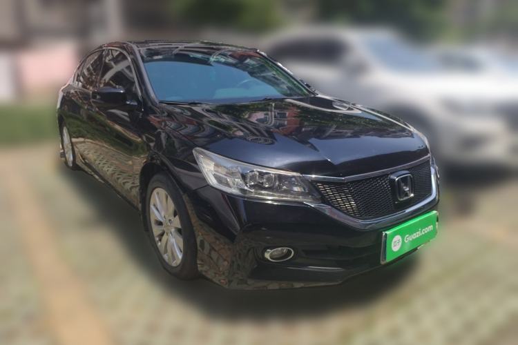 Used Honda Accord 2016 2.4L EX New Year Limited Edition Special Package Front Right 45 Deg