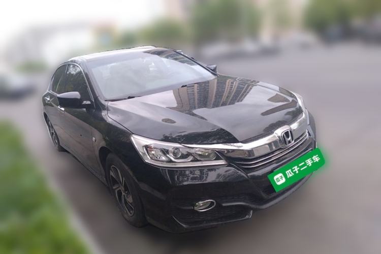 Used Honda Accord 2016 2.0L Comfort Edition Front Right 45 Deg