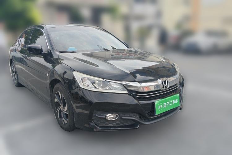 Used Honda Accord 2016 2.0L Elite Edition Front Right 45 Deg