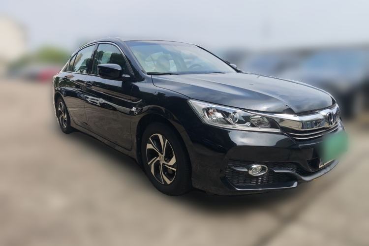 Used Honda Accord 2016 2.0L Comfort Edition Front Right 45 Deg