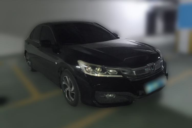 Used Honda Accord 2016 2.0L Elite Edition Front Right 45 Deg