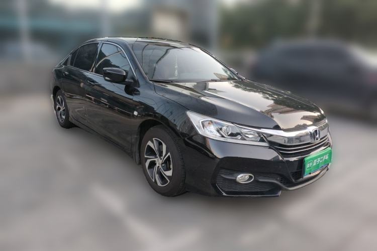 Used Honda Accord 2016 2.0L Elite Edition Front Right 45 Deg