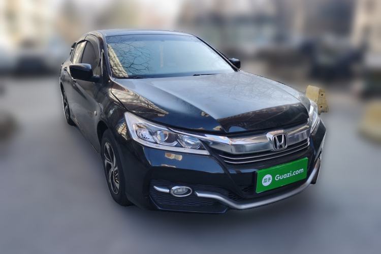 Used Honda Accord 2016 2.0L Comfort Edition Front Right 45 Deg
