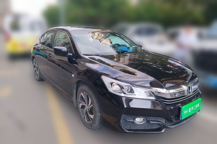 Used Honda Accord 2016 2.0L Elite Edition Front Right 45 Deg