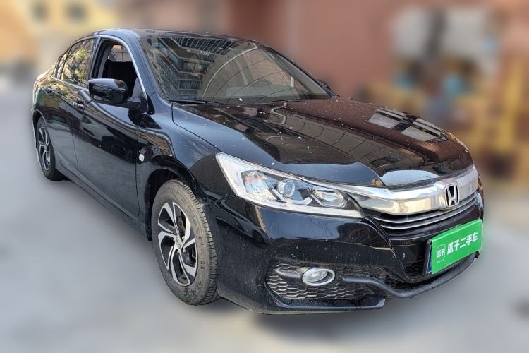 Used Honda Accord 2016 2.0L Elite Edition Front Right 45 Deg