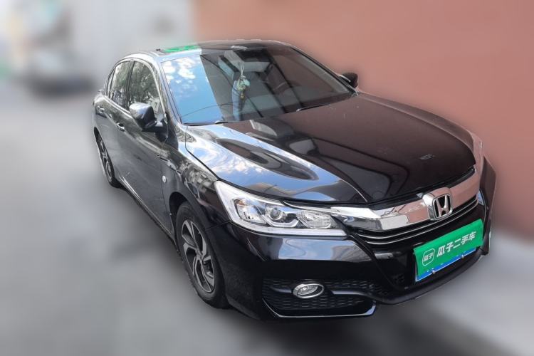 Used Honda Accord 2016 2.0L Elite Edition Front Right 45 Deg