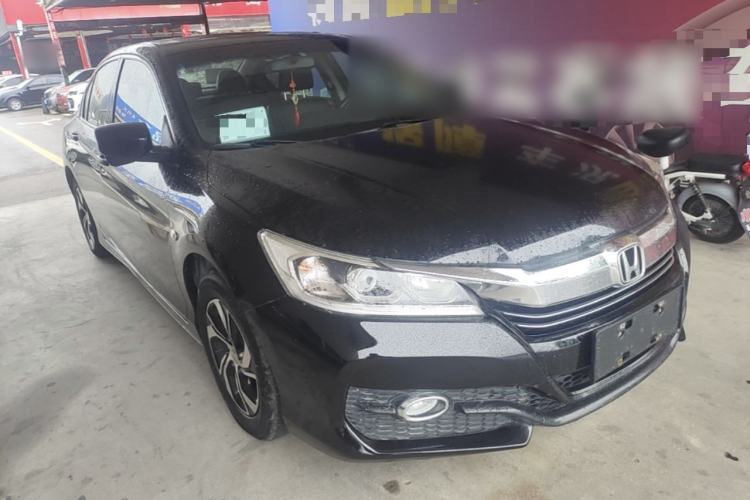 Used Honda Accord 2016 2.0L Elite Edition Front Right 45 Deg