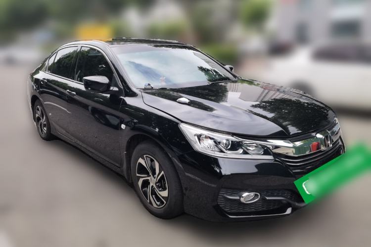 Used Honda Accord 2016 2.0L Elite Edition Front Right 45 Deg