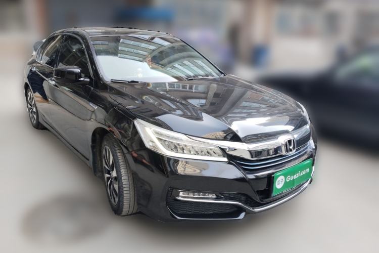 Used Honda Accord 2016 Hybrid 2.0L Sharp Edition Front Right 45 Deg
