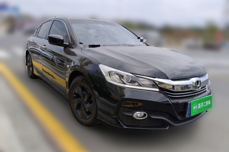 Used Honda Accord 2016 2.0L Comfort Edition Front Right 45 Deg