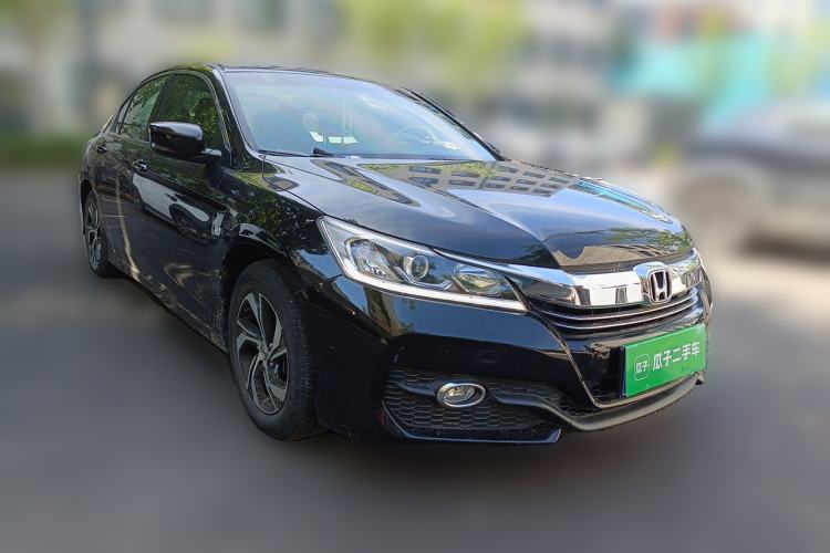 Used Honda Accord 2016 2.0L Elite Edition Front Right 45 Deg