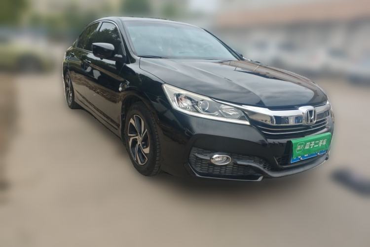 Used Honda Accord 2016 2.0L Elite Edition Front Right 45 Deg