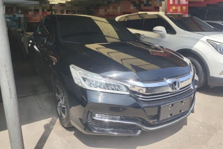 Used Honda Accord 2016 2.0L Comfort Edition Front Right 45 Deg
